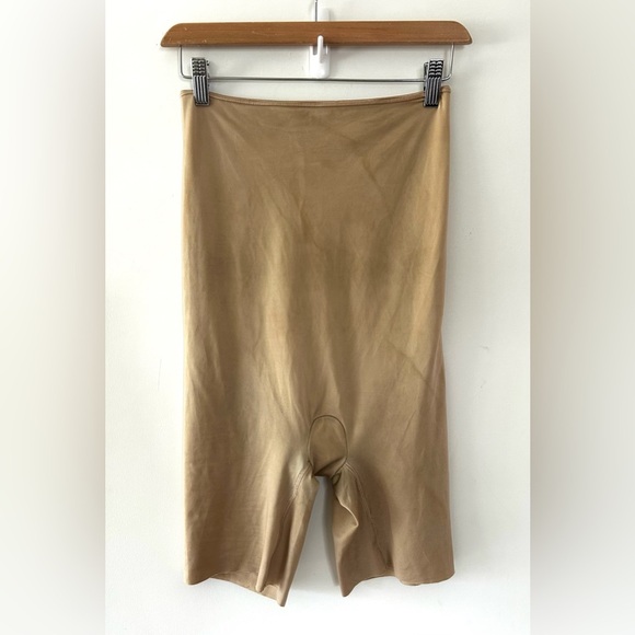 SPANX Beige Shapewear Shorts XL - Picture 2 of 5